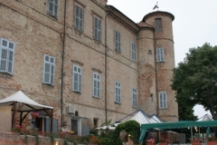 Castello di Magliano Alfieri, Pizzeria Ristorante Alfieri
